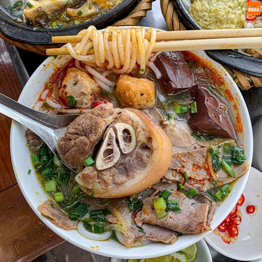 bun bo thap ba